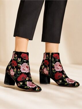 Kate Spade Lucine Black Floral Rose Ankle Boots Size 8.5 Block Heel Booties